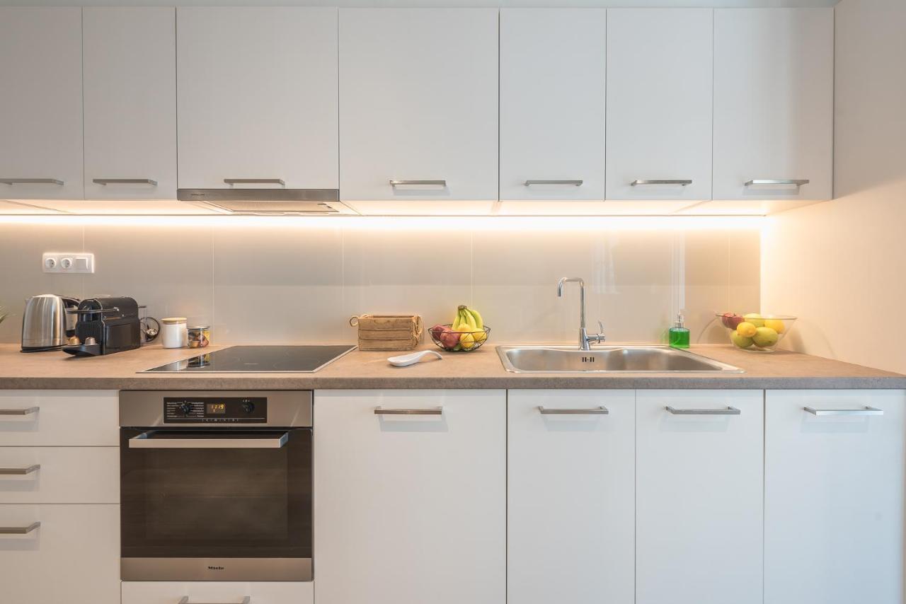 Stylish 2Bdr Apt By Acropolis Athens Exterior photo