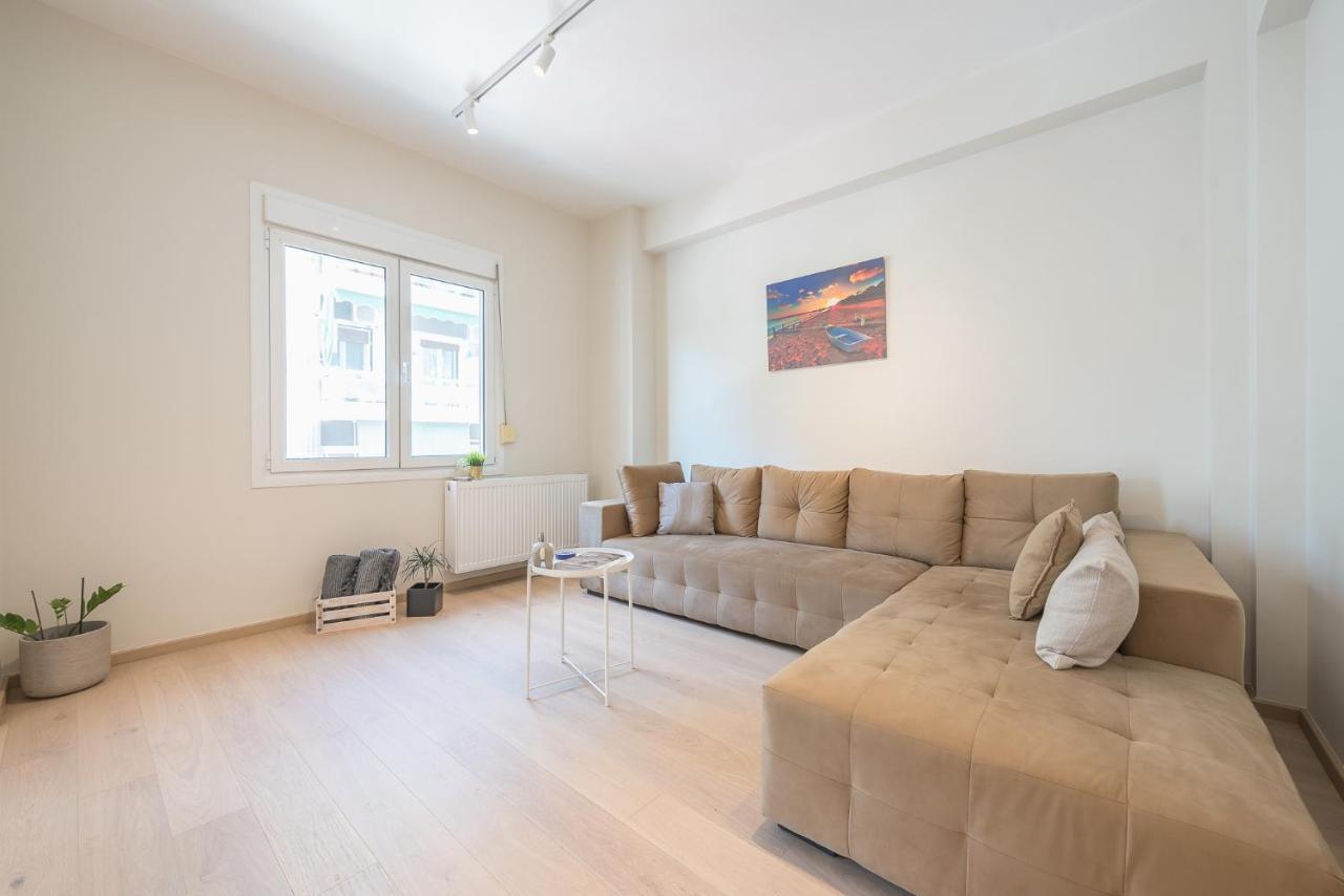 Stylish 2Bdr Apt By Acropolis Athens Exterior photo
